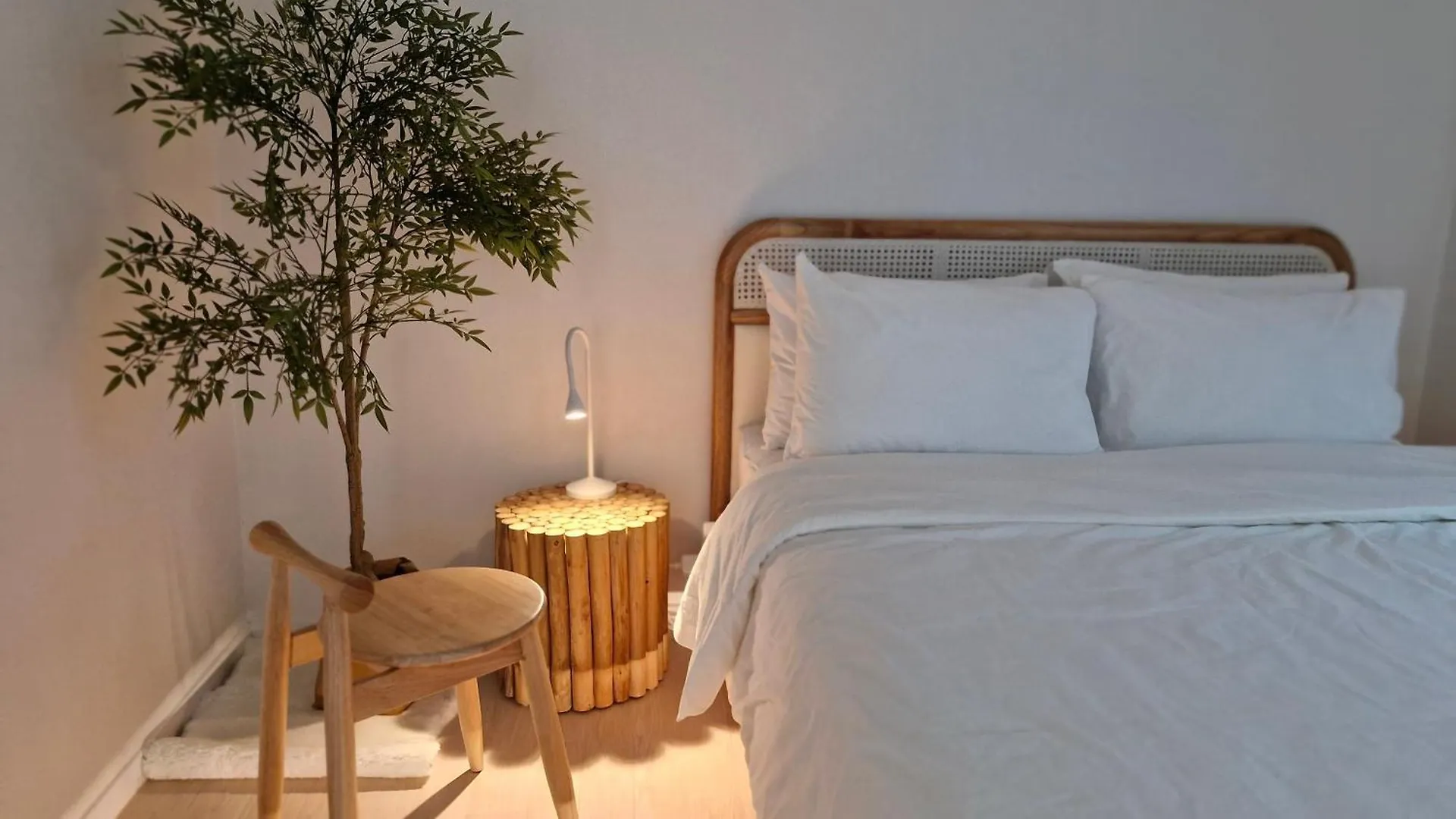 Authentic Stay In A Korean Apartment